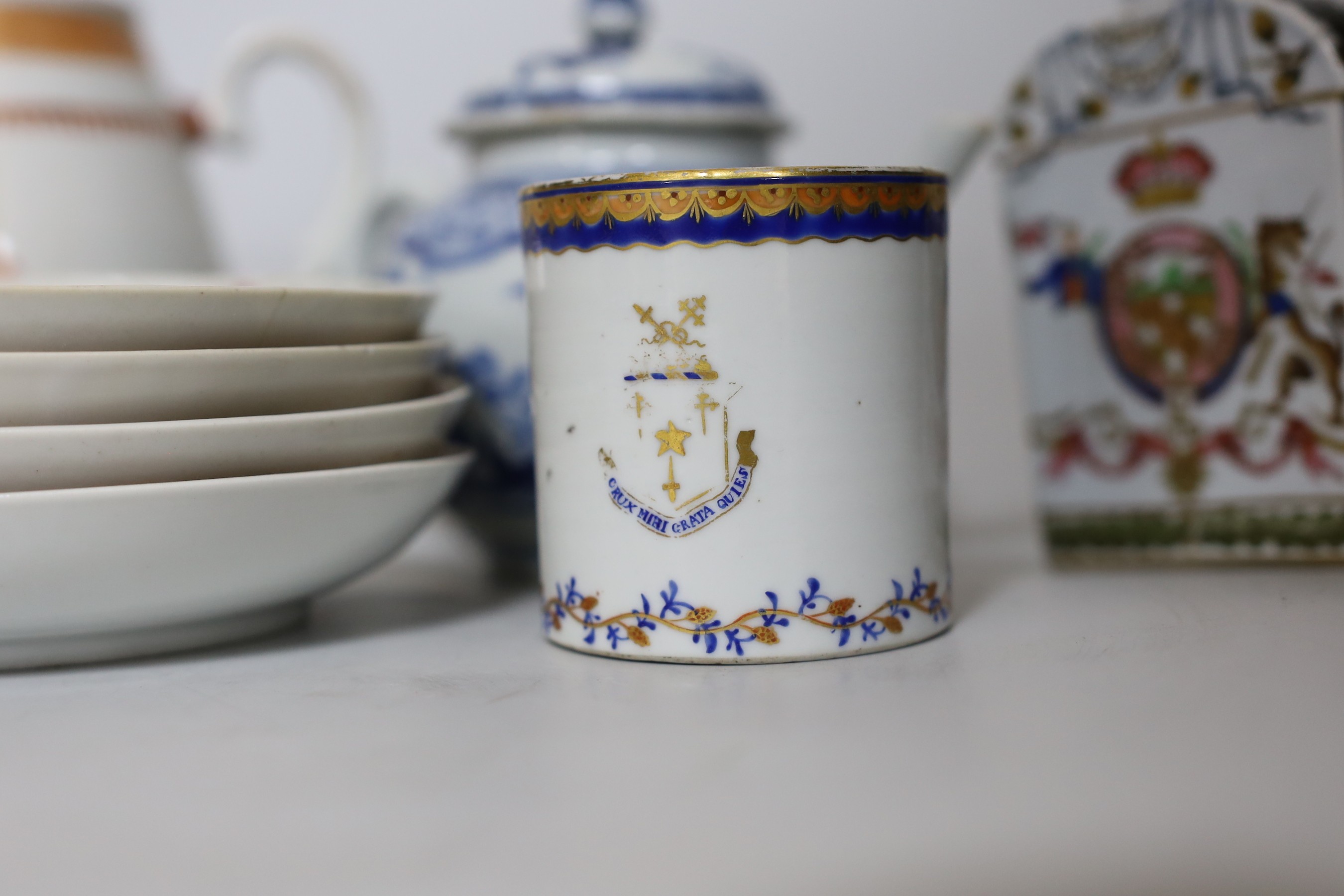 A group of Chinese Qianlong - Jiaqing porcelain tea wares, a rare snuff bottle and a French armorial tea caddy